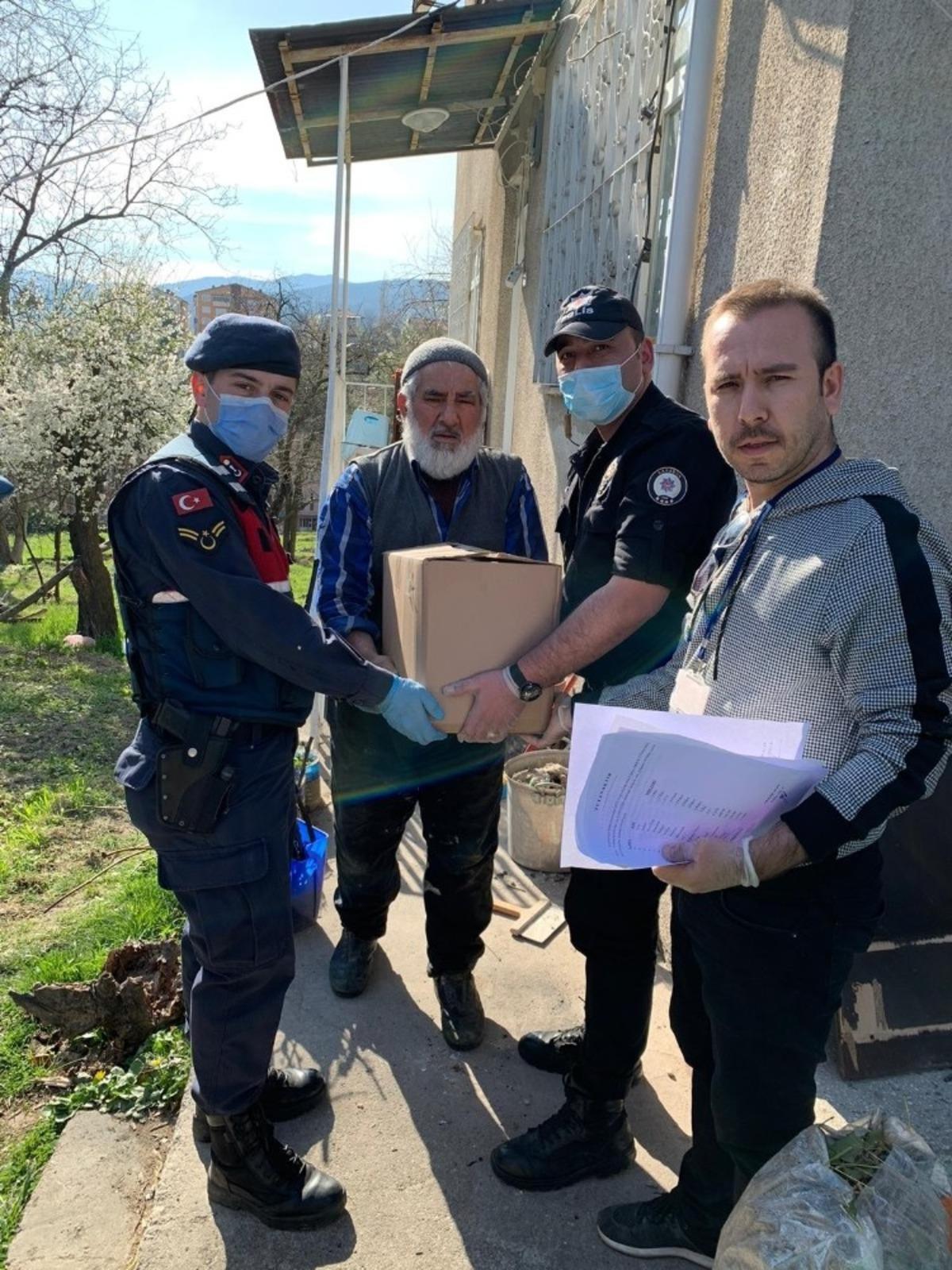 Safranbolu&rsquo;da yaşlıların ihtiya&ccedil;ları karşılanmaya başlandı