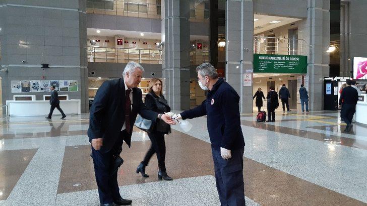 İstanbul Adalet Sarayı'nda koronavirüs önlemi!  G3