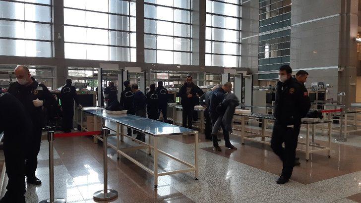 İstanbul Adalet Sarayı'nda koronavirüs önlemi!  G4