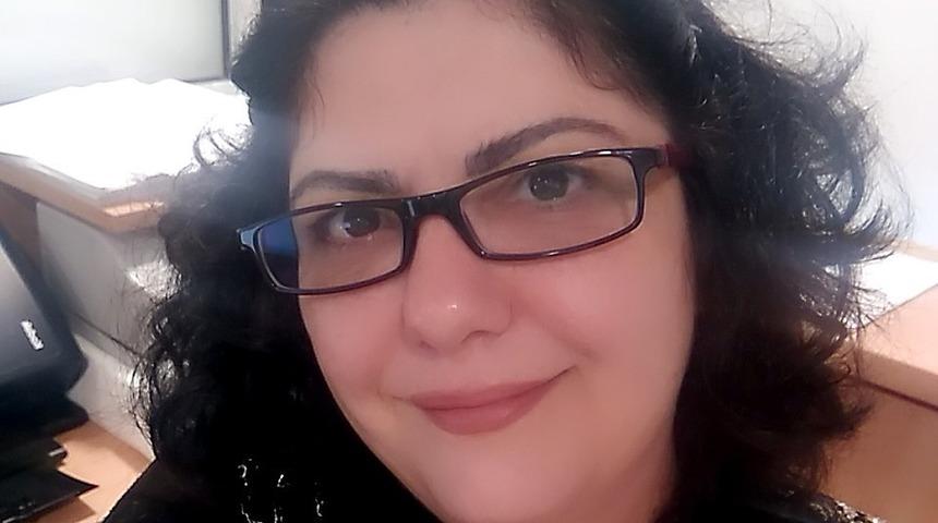 &Ccedil;eşmeli banka &ccedil;alışanından 65 yaş &uuml;st&uuml;ne yardım eli