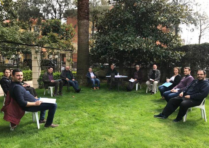 Aydınlı Eczacılardan toplantıya Korona Virüs ayarı G1