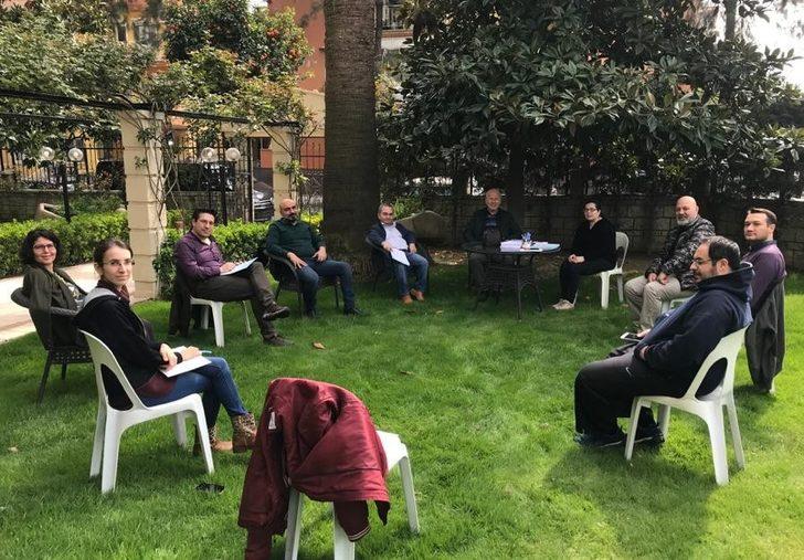 Aydınlı Eczacılardan toplantıya Korona Virüs ayarı G2