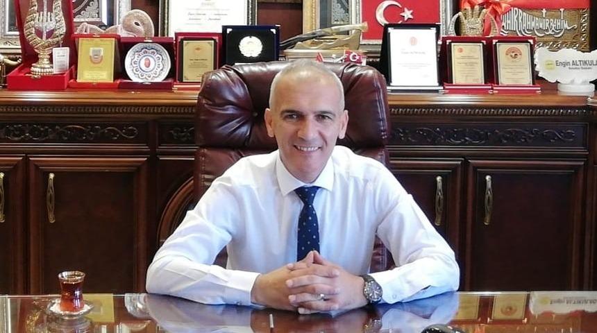 Başkan Altıkula&ccedil;&rsquo;tan evlerinde kalanlara gezi s&ouml;z&uuml;