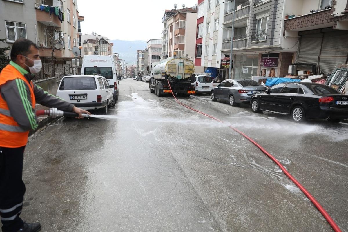 Demirtaş: &ldquo;Vatandaşlarımız evlerinden &ccedil;ıkmasın&rdquo;