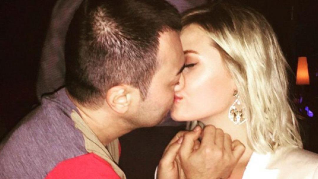 &Uuml;nl&uuml; &ccedil;iftten birinci yıl kutlaması