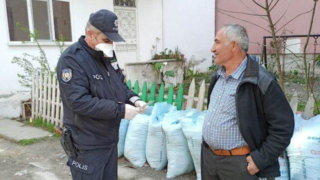 Alaçam polisinin 65 yaş üstü mesaisi