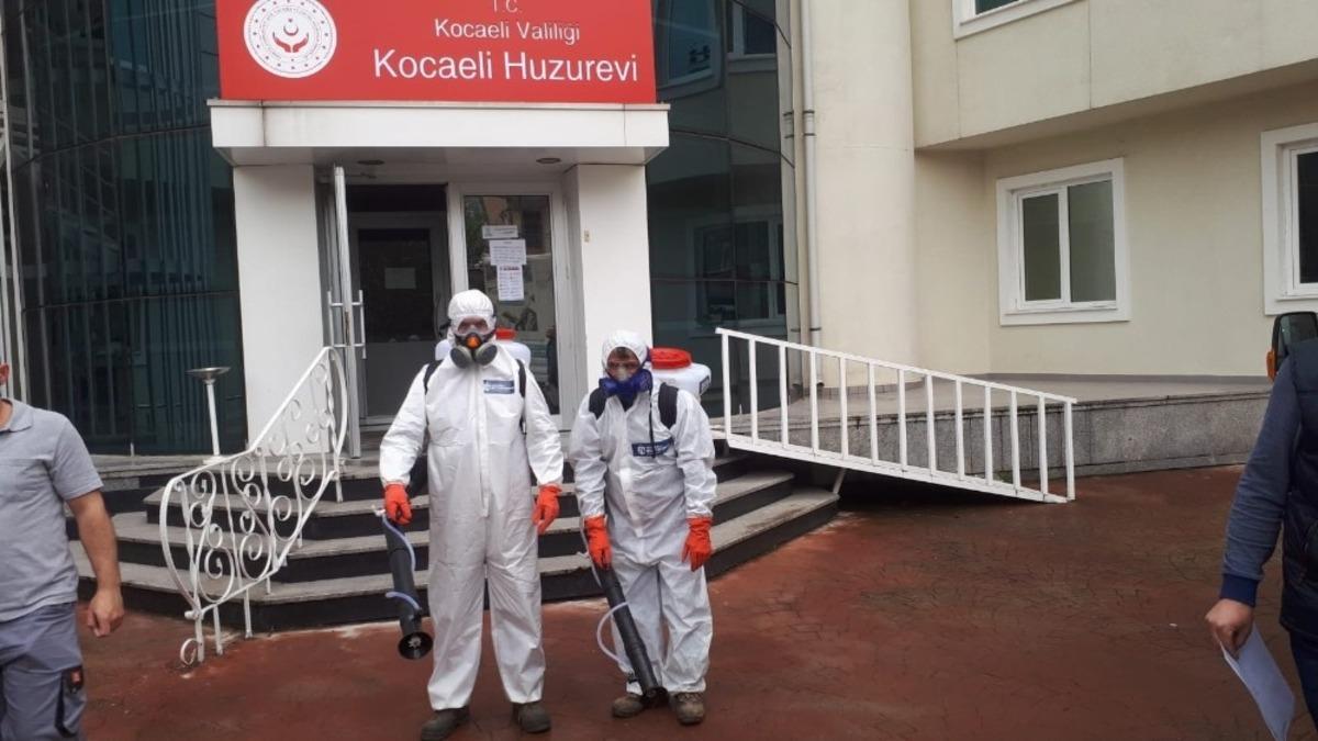 Başkan B&uuml;y&uuml;kakın&rsquo;ın talimatıyla her yer dezenfekte ediliyor