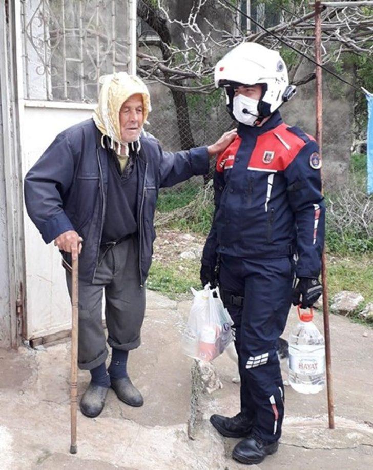 Çeşme’de, Vefa Çalışma Grubu ihtiyaçları karşılıyor G4