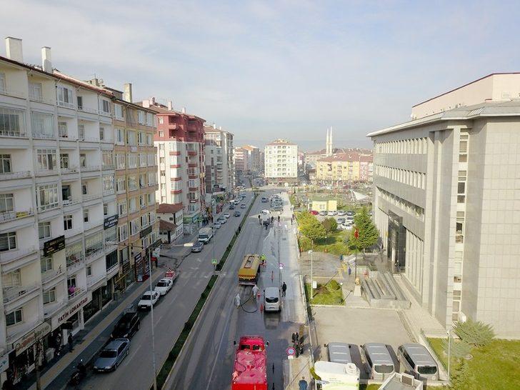 Fatih ve Bahabey caddeleri dezenfekte edildi G4