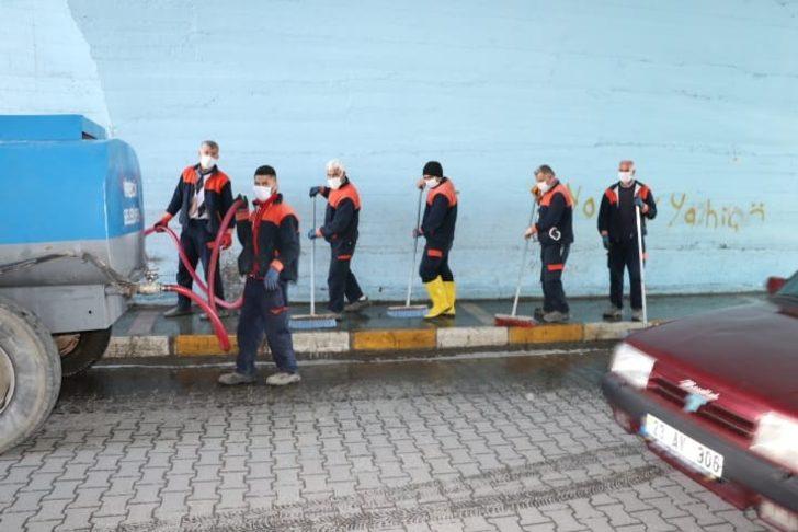 Birecik’te kentin her noktası dezenfekte ediliyor G2