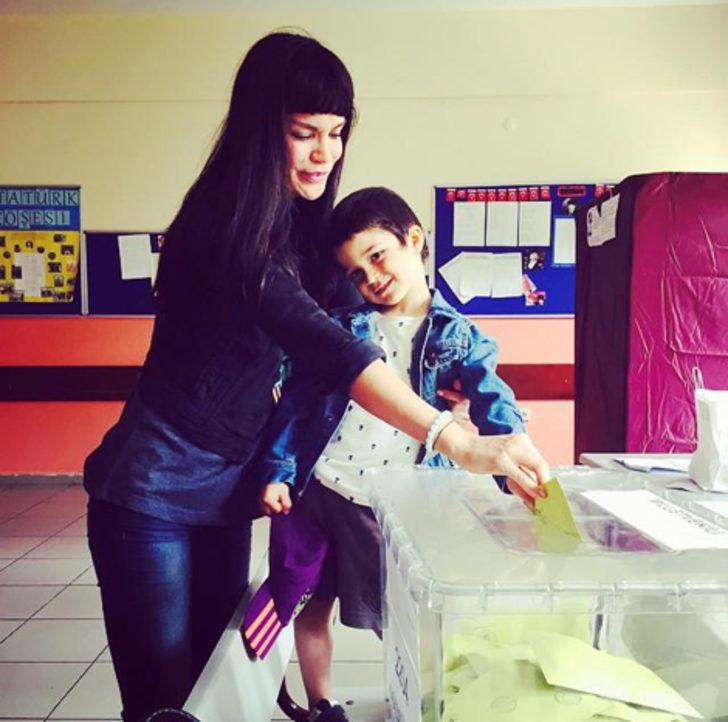 Ünlüler sandık başında G3