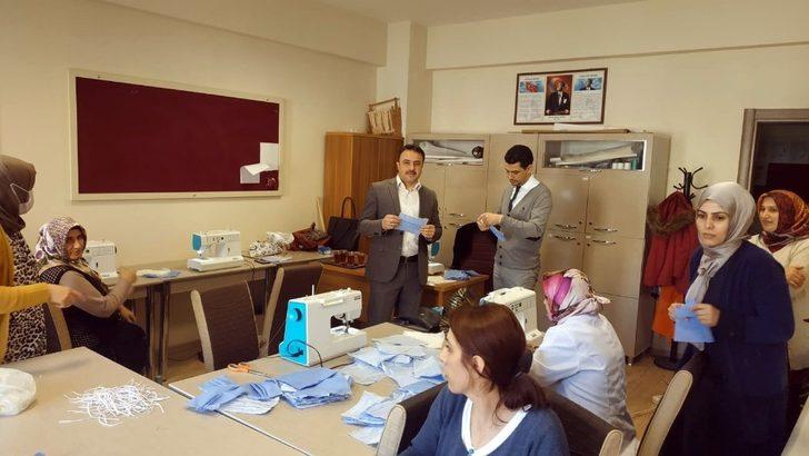 Şiran’da maske üretimi başladı G3