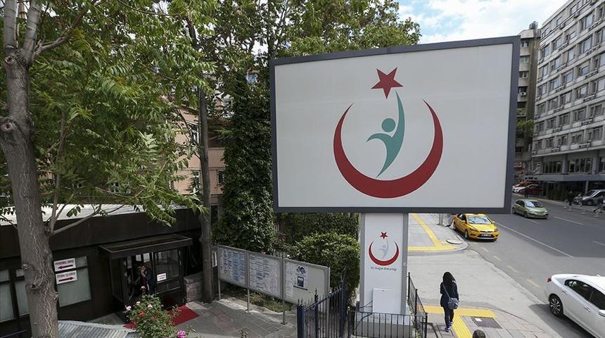 Sağlık Bakanlığı 'koronavirüs olası vaka' tanımına yeni madde ekledi