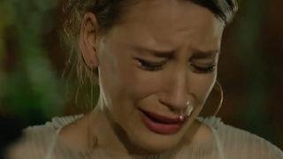 Bu görüntü Serenay Sarıkaya'nın peşini bırakmıyor