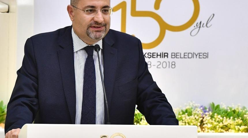 İzmir&rsquo;de kazı gerektiren altyapıya fren