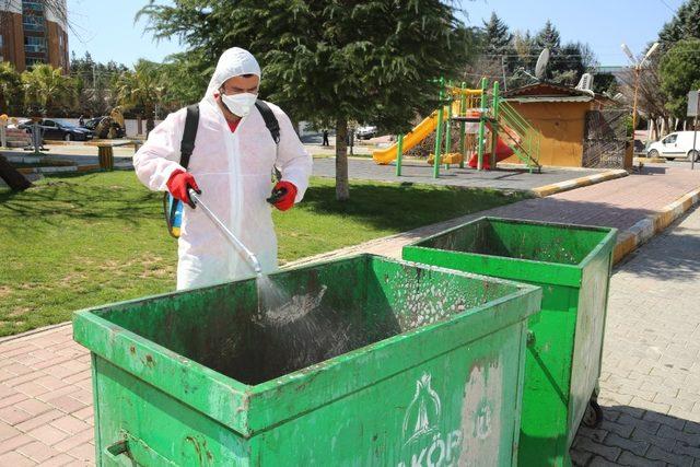 Karaköprü’de yollar dezenfekte edildi