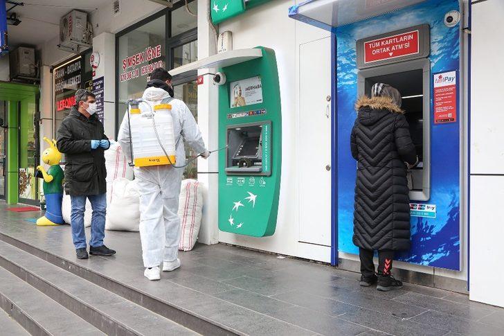 Maltepe’de ATM’ler ve otobüs durakları ilaçlandı G2