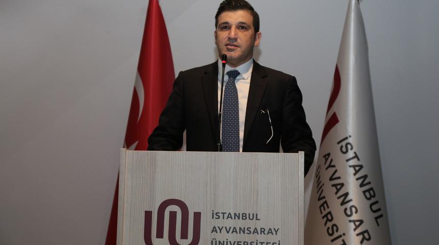 İstanbul Ayvansaray &Uuml;niversitesi, koronavir&uuml;se karşı &ouml;nc&uuml; ve hızlı bir &ouml;nlemle uzaktan eğitim derslerine başladı