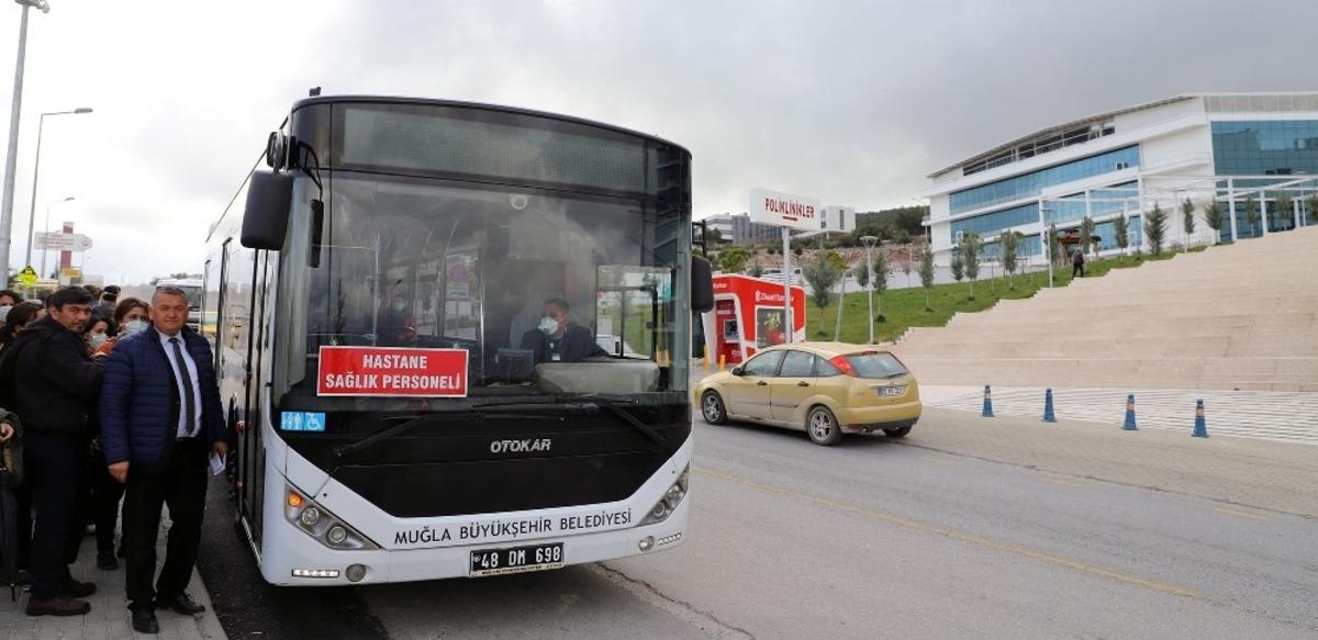 Muğla&rsquo;da 11 il&ccedil;ede sağlık &ccedil;alışanlarına &uuml;cretsiz servis