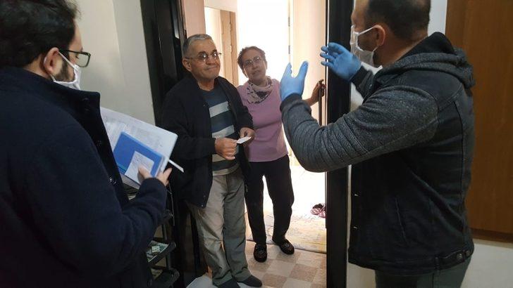 Aydın’da gönüllü öğretmenler yaşlı çınarlara el uzattı G2