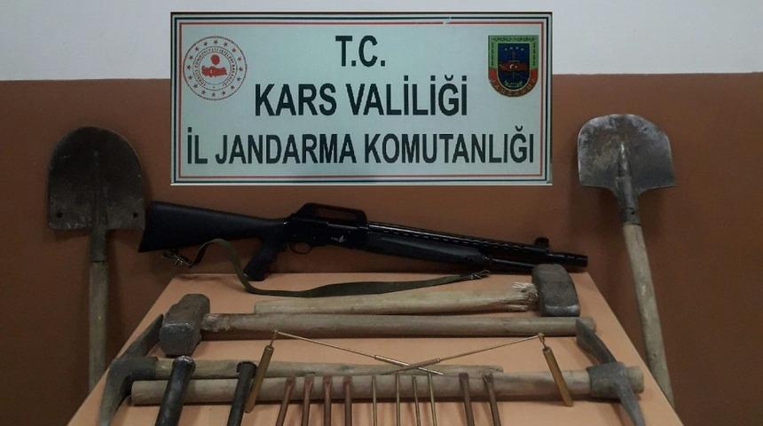 Kars&rsquo;ta jandarma definecilere g&ouml;z a&ccedil;tırmıyor
