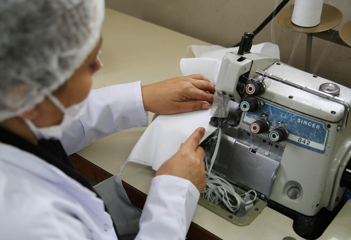 &Ouml;ğretmenler sağlık&ccedil;ılar i&ccedil;in seferber oldu