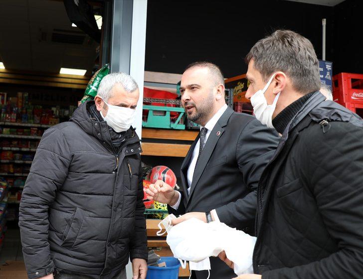 İyidere Belediyesi Rize bezinden yaptırdığı maskeleri ücretsiz dağıtıyor G1