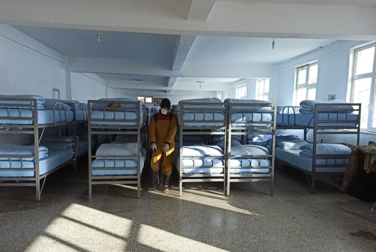 Başkale&rsquo;de temizlik ve dezenfekte seferberliği