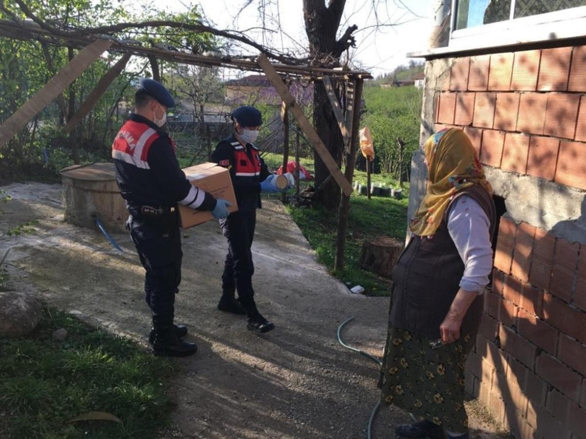 Fatsa jandarma vatandaşın yanında