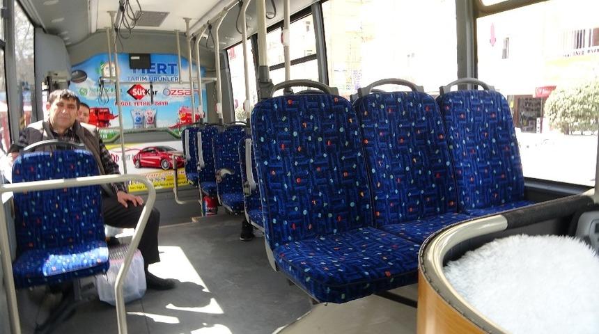 Niğde&rsquo;de market ve Halk Otob&uuml;sleri yoğunluk yaşamıyor