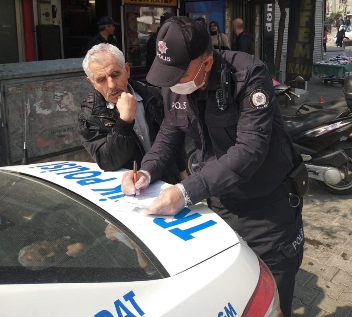 Aydın&rsquo;da yasaklara uymayan yaşlılara ceza uygulanmaya başlandı