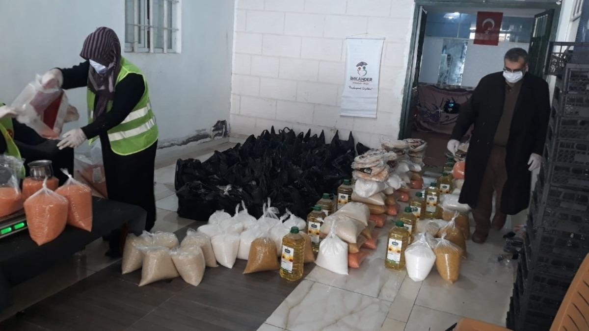 İmkander&rsquo;den 65 yaş &uuml;st&uuml; 200 aileye gıda kolisi