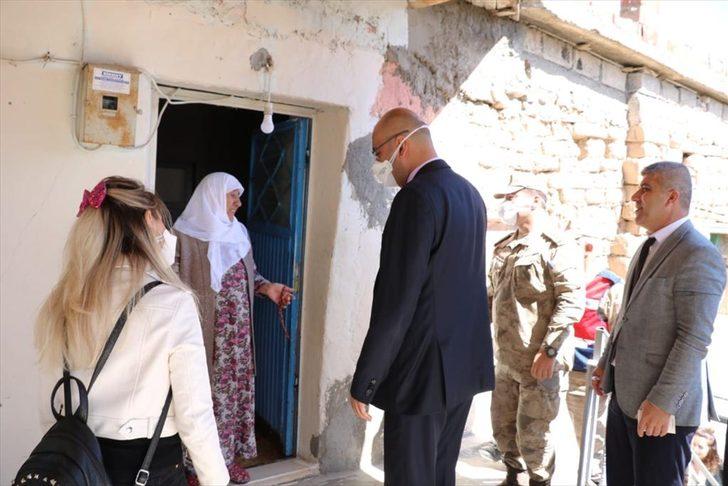 Kurtalan Kaymakamı Aydın da "Vefa Sosyal Destek Grubu" çalışmasında yer aldı G1