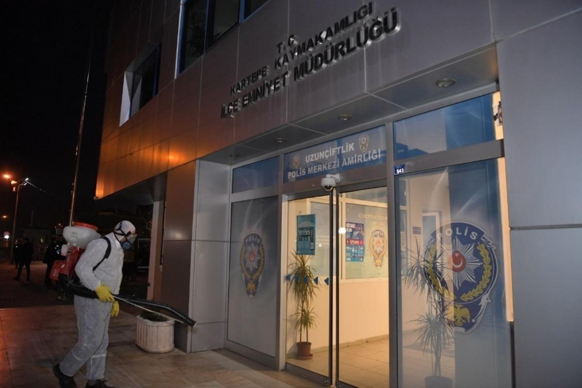 Kartepe&rsquo;de kamu binaları dezenfekte edildi