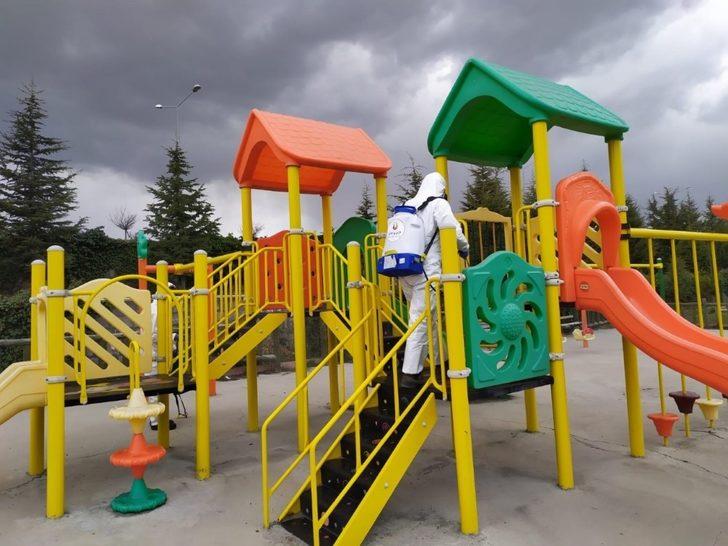 Ürgüp’te çocuk parkları dezenfekte edildi G4