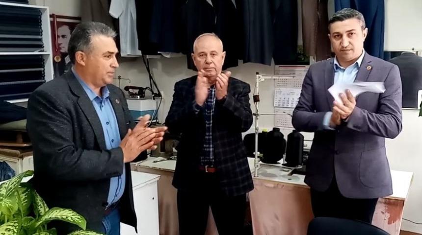 Muhtarlardan sağlık çalışanlarına alkışlı destek