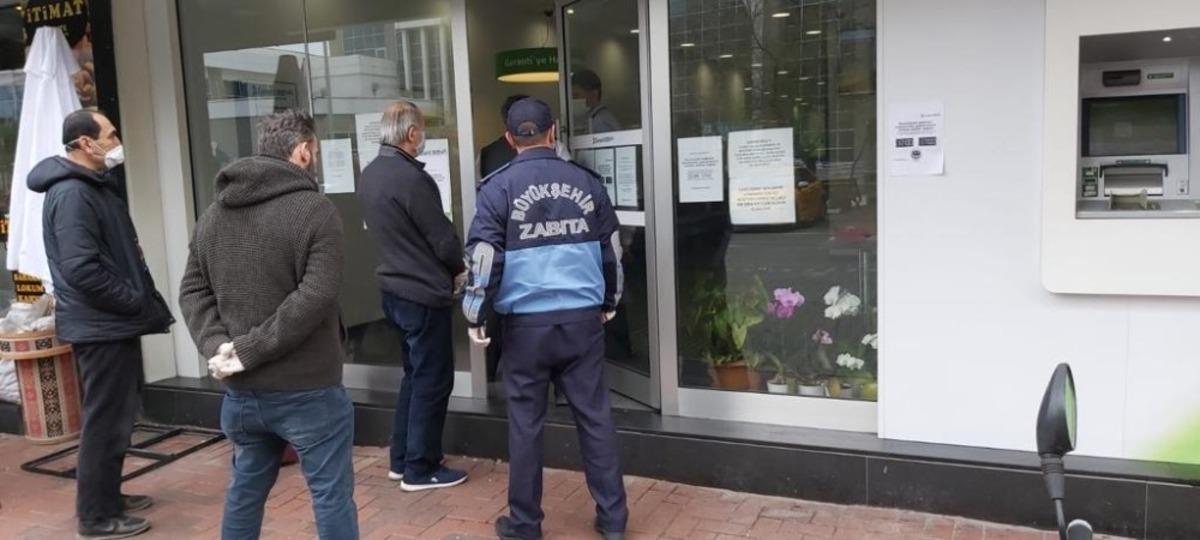 Kaymakam Sırmalı&rsquo;dan &ldquo;Evde kal Edremit, evde hayat var&rdquo; &ccedil;ağrısı