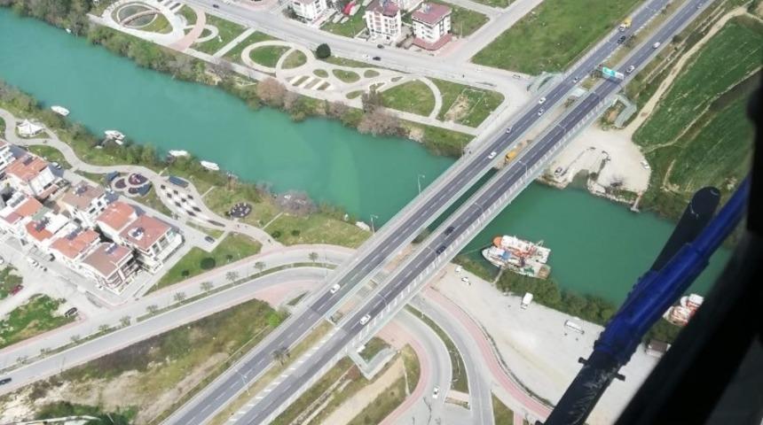 Antalya trafiği havadan helikopter ile denetlendi