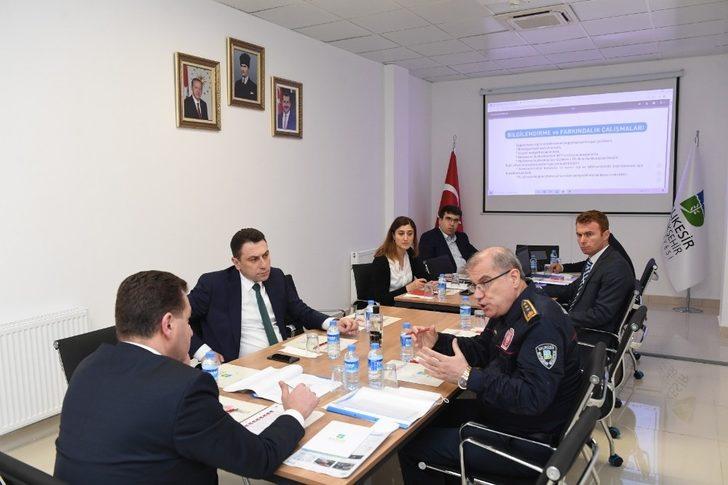 BAKOM Covid-19 ile 24 saat mücadele ediyor G5