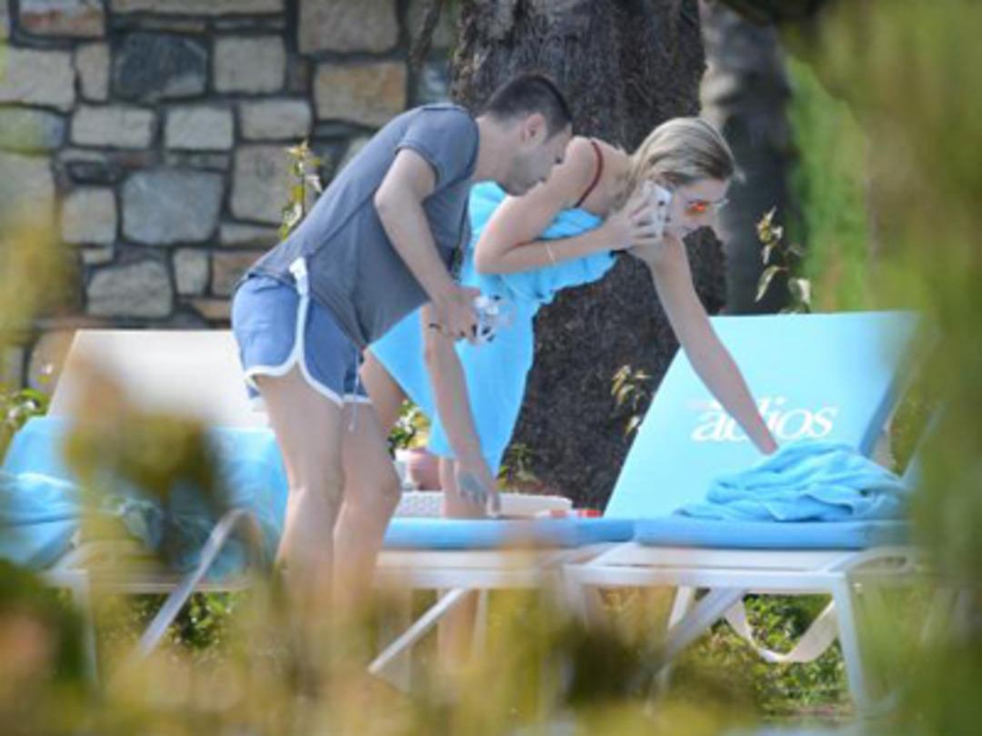 Serdar Orta&ccedil; ve eşi Bodrum sezonunu a&ccedil;tı