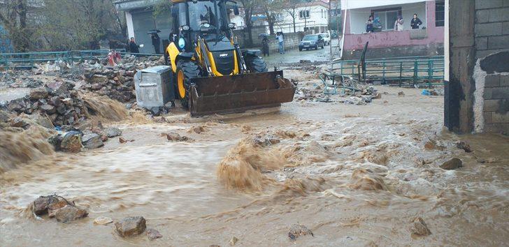 Kahramanmaraş'ta sağanak ve dolu etkili oldu G2