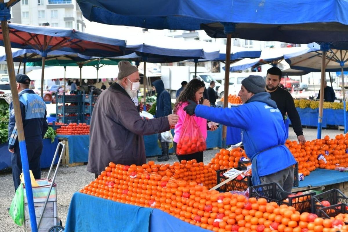 Mamak&rsquo;ta zabıta ekiplerinin Korona vir&uuml;s mesaisi s&uuml;r&uuml;yor