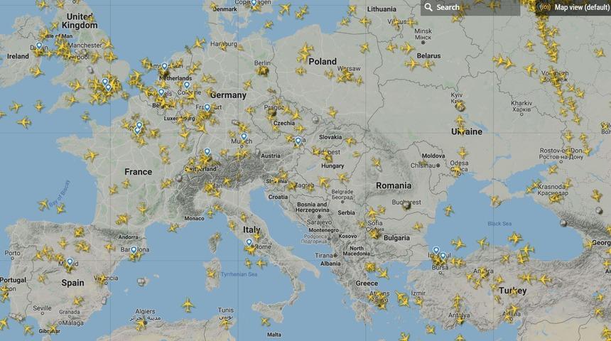 Koronavirüs karantinası uçuş trafiğini alt üst etti! Radarda dikkat çeken görüntü