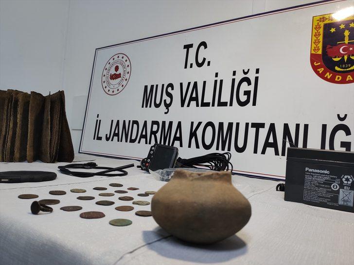 Muş'ta ele geçirildi! 1 milyon 250 bin dolara satacaklardı... G4