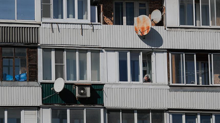 25 katlı apartman tamamen karantinaya alındı