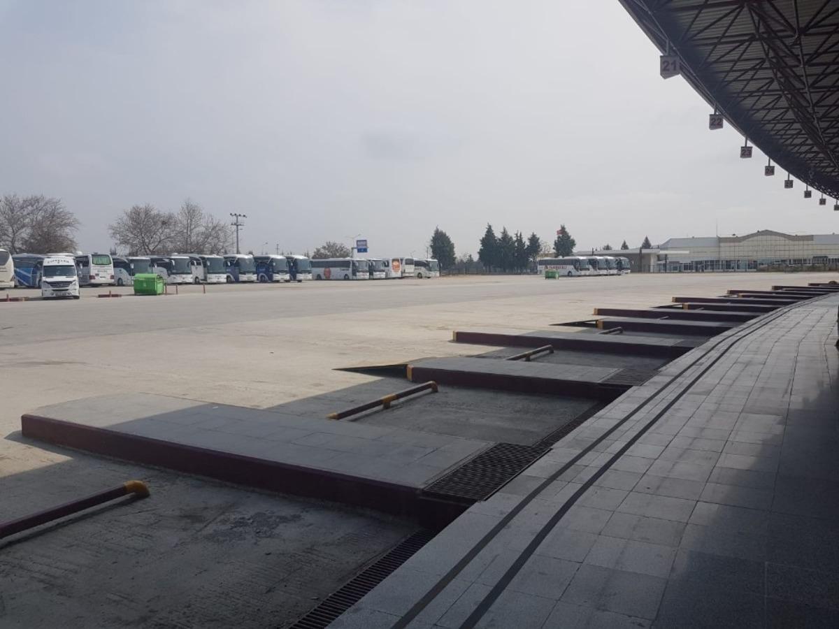 Otogar vir&uuml;s sebebiyle boş kaldı