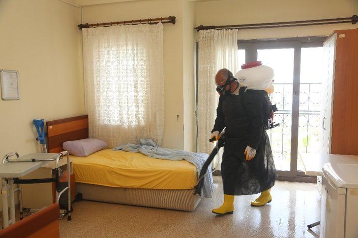 Erdemli’de dezenfekte çalışmaları sürüyor G1