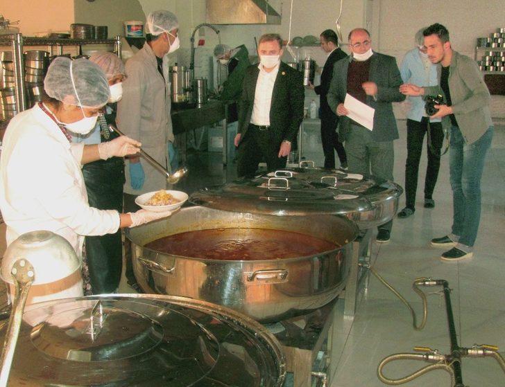 Kaymakam Mutlu’dan aşevinde hijyen incelemesi G2