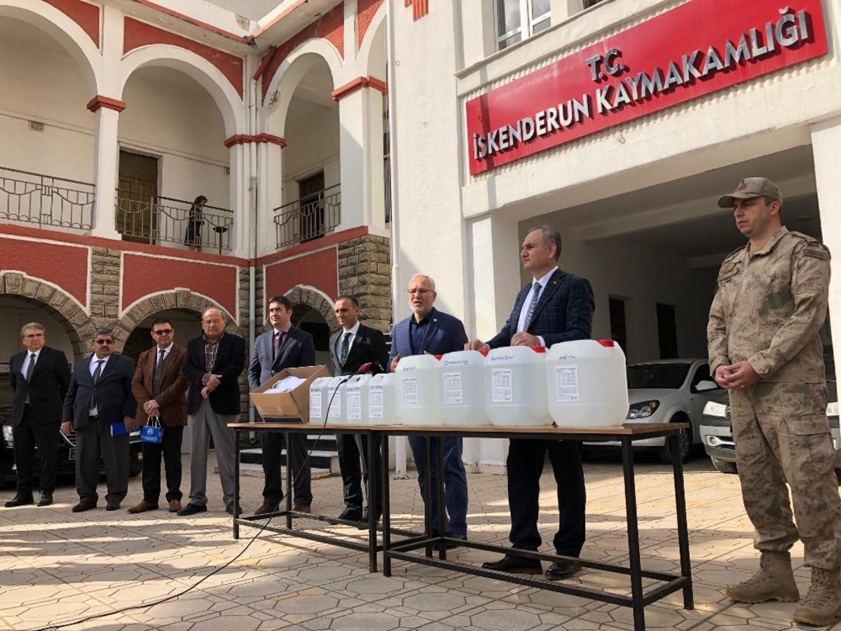 İskenderun&rsquo;da g&uuml;nde 3 bin maske &uuml;retilecek