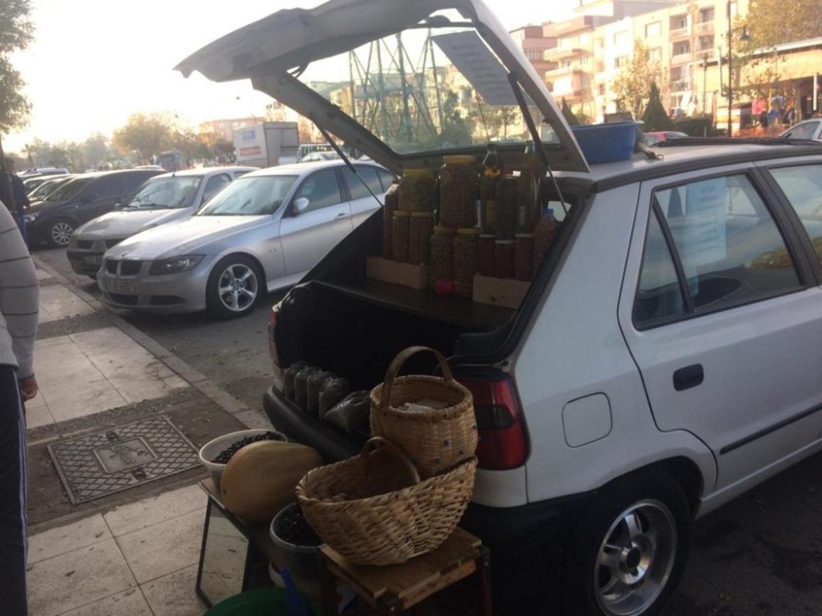 Zabıtadan seyyar satıcı uyarısı